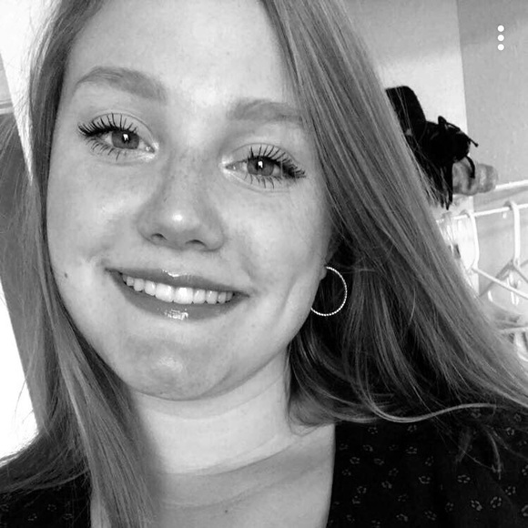 Meet your Posher, Kate - Picture 1 of 1